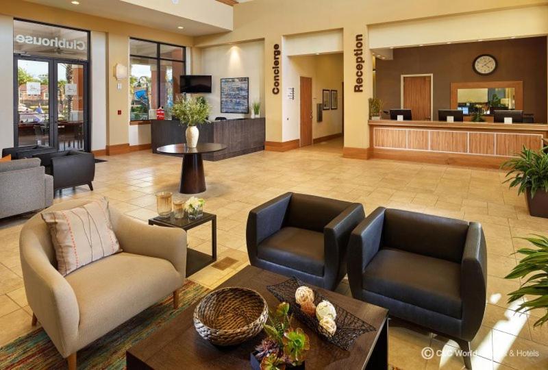 Upscale 2Br Lakefront Townhome - Private Hot Tub! Orlando Exteriér fotografie