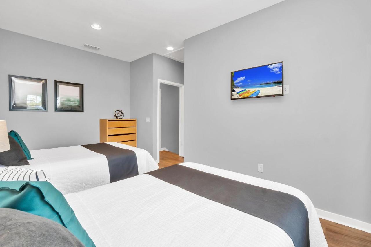 Upscale 2Br Lakefront Townhome - Private Hot Tub! Orlando Exteriér fotografie